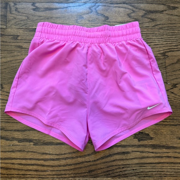 Nike Girls' Dri-FIT One High-Waisted Woven Training Shorts NWT - Picture 6 of 8